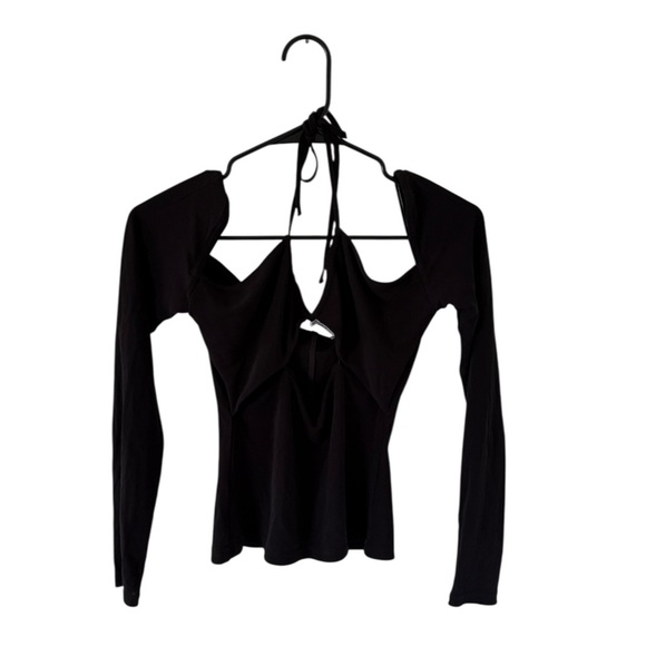 Frame Strappy Knit Top in Noir - Picture 4 of 9